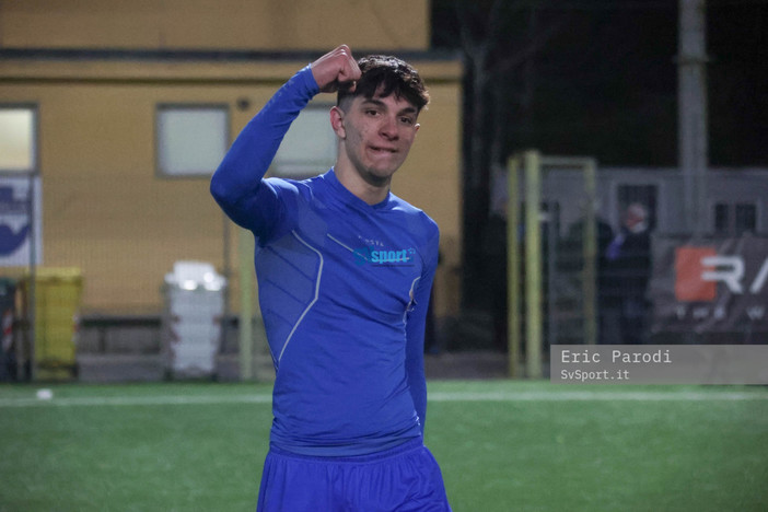 Calcio. Una punizione per la storia del Ceriale, Tommaso Bonifazio: "Serata da emozioni uniche" (VIDEO) Calcio. Una punizione per la storia del Ceriale, Tommaso Bonifazio: "Serata da emozioni uniche" (VIDEO)