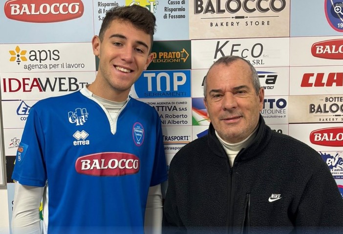 Calciomercato. Due uscite per l'Albenga: Fossano e Pro Villafranca ufficializzano Freccero e Solavagione Calciomercato. Due uscite per l'Albenga: Fossano e Pro Villafranca ufficializzano Freccero e Solavagione