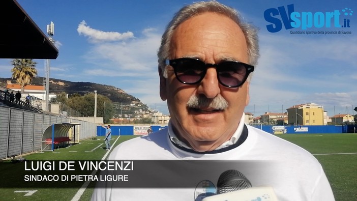 Calcio, Pietra Ligure. Il sindaco De Vincenzi incorona la società: &quot;Un premio alla dedizione dei nostri concittadini&quot; (VIDEO)