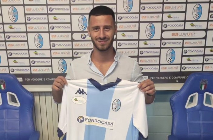 Calcio, Pietra Ligure. Faedo timbra il primo gol ufficiale biancazzurro: "Ho trovato un gruppo forte, inserirsi è stato davvero semplice" Calcio, Pietra Ligure. Faedo timbra il primo gol ufficiale biancazzurro: "Ho trovato un gruppo forte, inserirsi è stato davvero semplice"