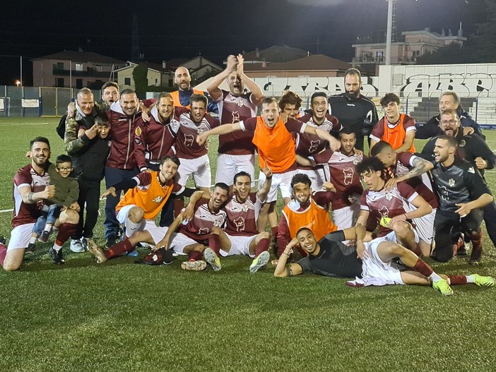 Calcio, Prima Categoria. Il Pontelungo accede ai playoff regionali. L'Aurora viene piegata dalla doppietta di Sfinjari