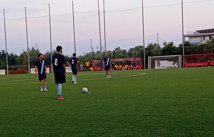 Calcio. Allenamento congiunto a reti bianche per Albissole e Altarese