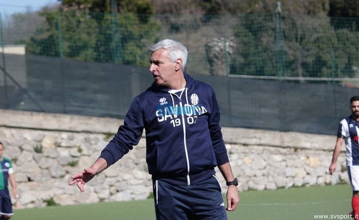 Calcio, Savona. La società conferma Podestà già per l'anno prossimo: "Fa piacere la stima del presidente, ma restiamo concentrati sul campionato" Calcio, Savona. La società conferma Podestà già per l'anno prossimo: "Fa piacere la stima del presidente, ma restiamo concentrati sul campionato"