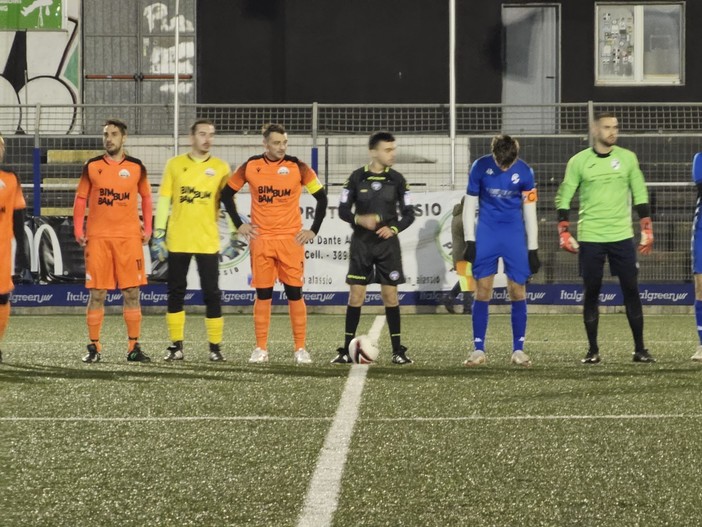 Calcio, Prima Categoria. Pomeriggio in campo al Riva, alle 15:00 il Vadino riceve il Camporosso Calcio, Prima Categoria. Pomeriggio in campo al Riva, alle 15:00 il Vadino riceve il Camporosso