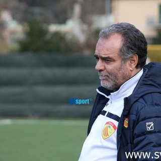 Calcio. Biolzi non è più l'allenatore del Finale: "Colpa mia". Per la successione Mambrin o Delfino Calcio. Biolzi non è più l'allenatore del Finale: "Colpa mia". Per la successione Mambrin o Delfino