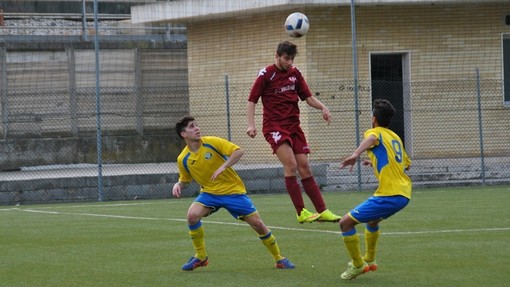 Calcio, Eccellenza: il programma odierno, campi caldi a Finale e Ventimiglia