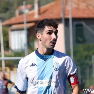 Calcio, Pietra Ligure. 200 volte capitan Rovere: &quot;La fascia non pesa. L'obiettivo? Allenarci forte per continuare a vincere&quot; (VIDEO)