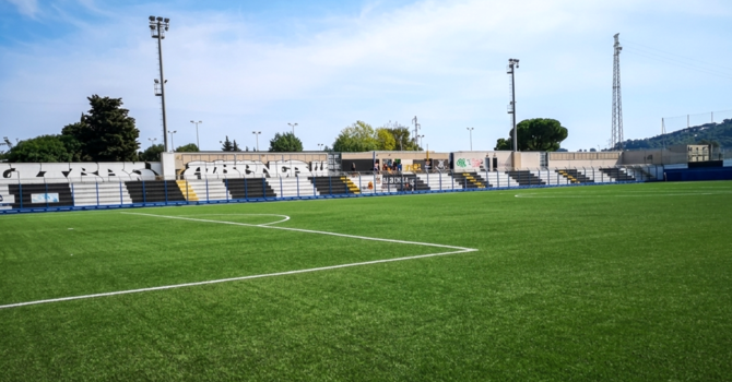 Calcio | Ad Albenga potrebbe sorgere un nuovo campo, summit al Riva per l'installazione di un secondo sintetico