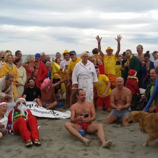 Albenga: oltre 100 temerari non si sono sottratti al tradizionale cimento