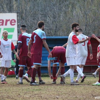 Calcio, Vadese. Perdere con il Città di Savona per andare ai playoff, è l'incredibile scelta che potrebbe affrontare la squadra di Monte