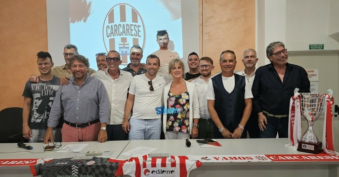 Calcio | Carcarese. Svolta biancorossa, tanti nuovi soci e Dino Vercelli torna presidente: "Così il club avrà un futuro stabile" (VIDEO) Calcio | Carcarese. Svolta biancorossa, tanti nuovi soci e Dino Vercelli torna presidente: "Così il club avrà un futuro stabile" (VIDEO)