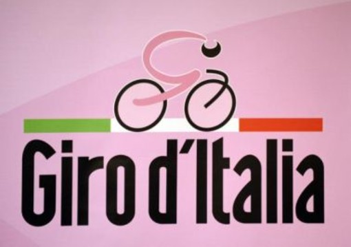 Ore 14:10. il Giro d'Italia saluta Savona