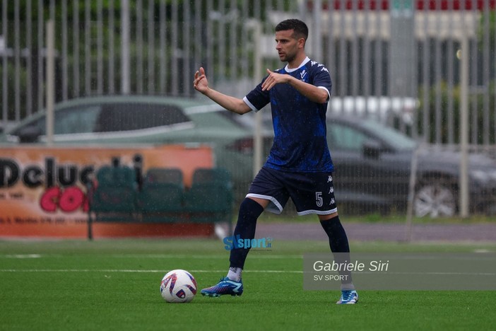 Calcio. Risoluzione tra Panepinto e la Voltrese, l'ex regista del Celle Varazze diventa un pezzo pregiato del mercato Calcio. Risoluzione tra Panepinto e la Voltrese, l'ex regista del Celle Varazze diventa un pezzo pregiato del mercato