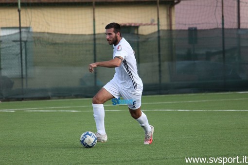 Calciomercato. Arriva il colpo anche in difesa per il Celle Varazze, ha firmato Simone Guida Calciomercato. Arriva il colpo anche in difesa per il Celle Varazze, ha firmato Simone Guida
