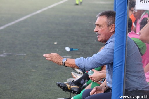 Calcio, Bragno. Ferraro vuole ripartire dal 2-2 di Albissola: "Questa applicazione deve essere la nostra base di partenza" (VIDEO) Calcio, Bragno. Ferraro vuole ripartire dal 2-2 di Albissola: "Questa applicazione deve essere la nostra base di partenza" (VIDEO)