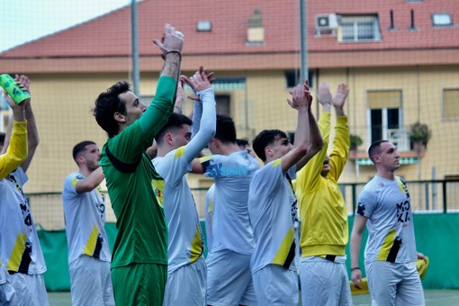 Calcio, Baia Alassio. Bocche cucite dopo le squalifiche di Di Mari e Gibilaro, club al lavoro per i ricorsi Calcio, Baia Alassio. Bocche cucite dopo le squalifiche di Di Mari e Gibilaro, club al lavoro per i ricorsi