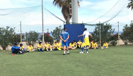 Calcio, Cairese. Ripartenza sprint per il settore giovanile gialloblu Calcio, Cairese. Ripartenza sprint per il settore giovanile gialloblu