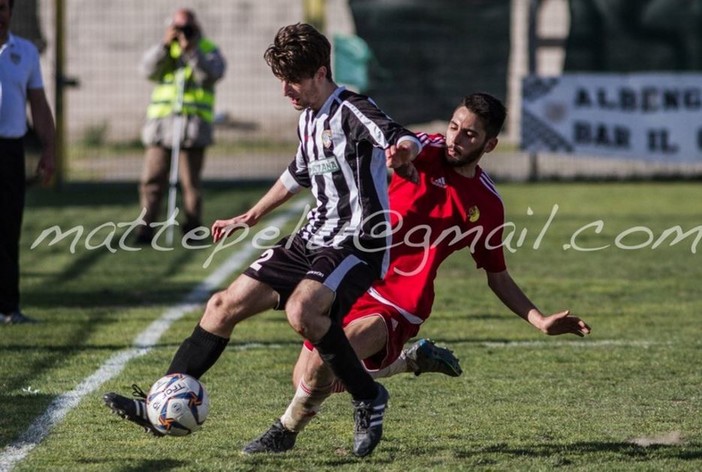 Calcio, Albenga. Frattura scomposta del malleolo per Welti: "Siamo tutti vicini ad Andrea"