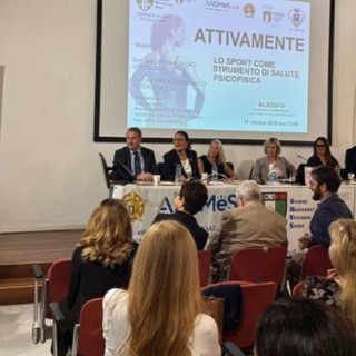 "ATTIVAMENTE": Sport e Salute Psicofisica riempiono la Biblioteca di Alassio