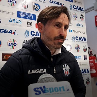 Calcio. Savona, Grandoni applaude i suoi e incorona il Lecco: "Squadra più forte di quanto pensassi, ma ad un certo punto ci abbiamo creduto" (VIDEO) Calcio. Savona, Grandoni applaude i suoi e incorona il Lecco: "Squadra più forte di quanto pensassi, ma ad un certo punto ci abbiamo creduto" (VIDEO)