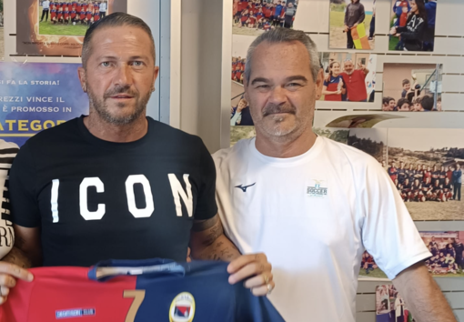 Calcio, Borgio Verezzi. I mister dei Giovanissimi 2010 saranno Fabio Vaccari e Marco Carparelli Calcio, Borgio Verezzi. I mister dei Giovanissimi 2010 saranno Fabio Vaccari e Marco Carparelli