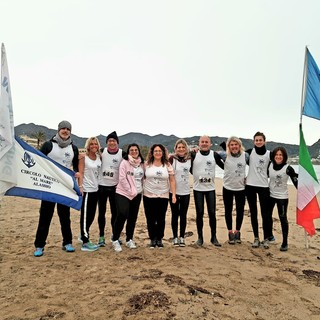 Imbattuto il record mondiale di marcia acquatica di Alassio