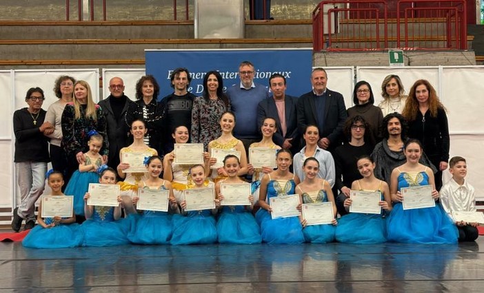 Danza | I giovani ballerini dell'Accademia di Savona agli esami internazionali di Classica
