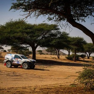 Dakar, l’equipaggio composto dal dianese Luciano Carcheri e Fabrizia Pons scala posizioni