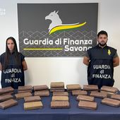 Nel vano nascosto del camper 34 kg di cocaina: due arresti (VIDEO) Nel vano nascosto del camper 34 kg di cocaina: due arresti (VIDEO)