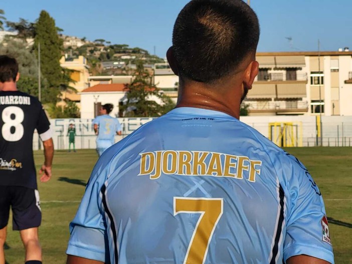 Calcio | Sanremese preoccupazione per Djorkaeff. Il dt Panuccio: "Ha un problema fisico importante" Calcio | Sanremese preoccupazione per Djorkaeff. Il dt Panuccio: "Ha un problema fisico importante"