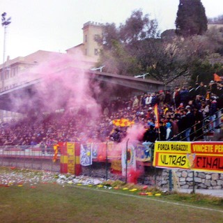 Calcio, Finale-Pro Dronero: novanta minuti con il cuore in gola, prevista anche una maxi-coreografia