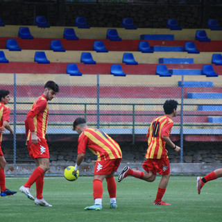 Calcio, Juniores di Eccellenza. Il Finale vuole il titolo regionale, alle 16:00 la finalissima contro la Genova Calcio