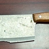 Albenga, lite tra fratelli finisce nel sangue: uno dei due ferito a colpi di mannaia, arrestato un 21enne Albenga, lite tra fratelli finisce nel sangue: uno dei due ferito a colpi di mannaia, arrestato un 21enne