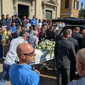 Un'immagine del funerale di Alessio Colletti (foto tratta da IlSaronno.it)
