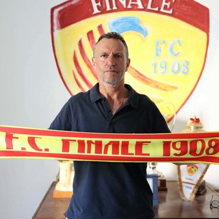 Calcio | Ecco la nuova squadra di mister Magalino, il tecnico entra a far parte del settore giovanile del Finale