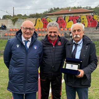 FOTONOTIZIA | 900 volte mister Frumento, record di panchine per il tecnico dell'Altarese FOTONOTIZIA | 900 volte mister Frumento, record di panchine per il tecnico dell'Altarese