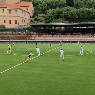 Calcio, Promozione. Ci pensa doppio Halaj, ma che brivido per il Finale: Cella battuto 2-1