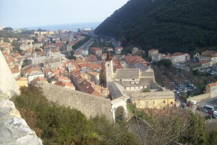 Trekking urbano | tutto esaurito tra Albenga, Finale e Savona: aggiunti due nuovi appuntamenti