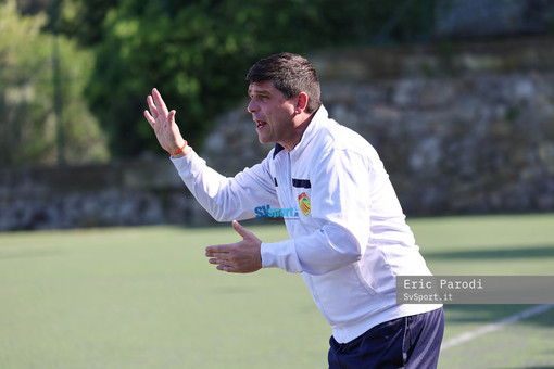 Calcio | Il Finale ha iniziato la preparazione, mister Alessi: "Squadra ricettiva ai nostri principi. Il campionato? Virtus Sanremese e Sestrese davanti a tutte" (VIDEO)