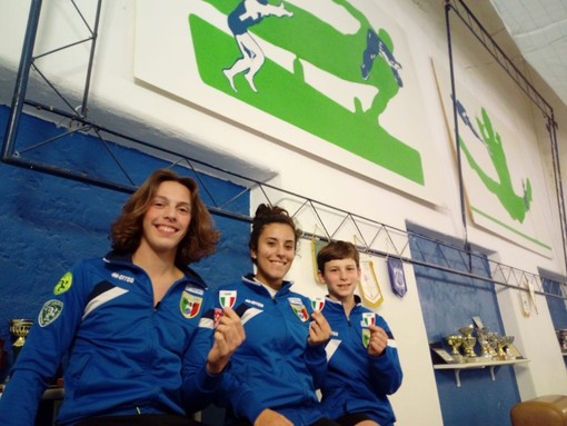 Ginnastica: triplo titolo italiano per la Lene 2000, a Cecina medaglia d'oro per Giacomo Bertoletti, Sara Cerrato e Giovanni Ferrua Ginnastica: triplo titolo italiano per la Lene 2000, a Cecina medaglia d'oro per Giacomo Bertoletti, Sara Cerrato e Giovanni Ferrua