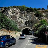 Finale, Aurelia riaperta a Capo San Donato, conclusa la prima fase della messa in sicurezza Finale, Aurelia riaperta a Capo San Donato, conclusa la prima fase della messa in sicurezza