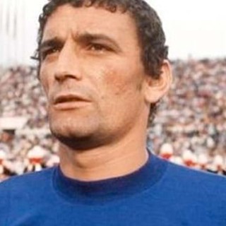 Calcio. Un fine settimana per celebrare Gigi Riva, un minuto di raccoglimento anche sui campi dilettantistici