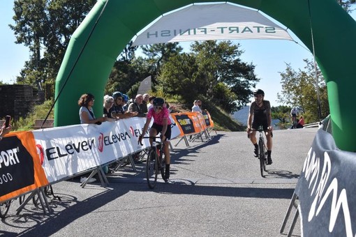 Nardin e Bisso vincono la Granfondo Alassio che chiude i circuiti Gran Trofeo Gs Alpi e Specialized Granfondo Series Nardin e Bisso vincono la Granfondo Alassio che chiude i circuiti Gran Trofeo Gs Alpi e Specialized Granfondo Series