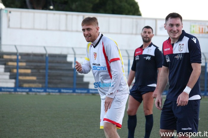 Calcio. Vittori spinge il Millesimo e inguaia il Finale, il gol dell'ex relega i rivieraschi al terzultimo posto Calcio. Vittori spinge il Millesimo e inguaia il Finale, il gol dell'ex relega i rivieraschi al terzultimo posto