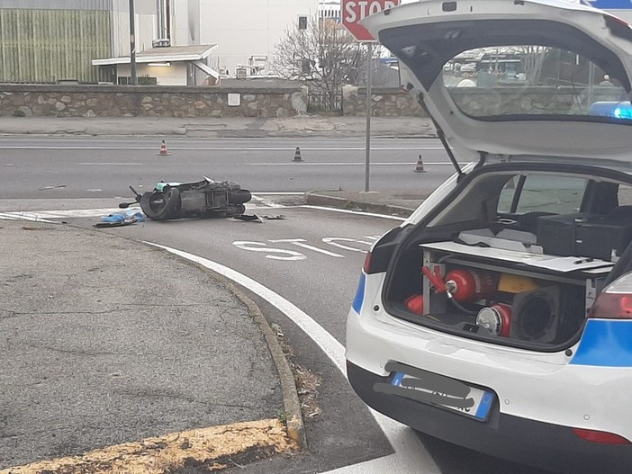 Brutto incidente in moto per Daniel Varaldo. Il portiere è stato ricoverato in codice rosso all'ospedale San Paolo di Savona Brutto incidente in moto per Daniel Varaldo. Il portiere è stato ricoverato in codice rosso all'ospedale San Paolo di Savona