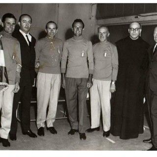 Varazze celebra la memoria storica e sportiva con l'intitolazione del "Largo Olimpionici Carattino" Varazze celebra la memoria storica e sportiva con l'intitolazione del "Largo Olimpionici Carattino"