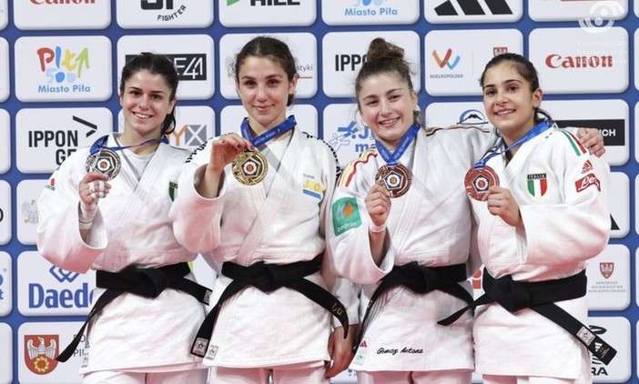 Judo. L'alassina Giulia Ghiglione è argento ai Campionati Europei U23, i complimenti dell'assessore Roberta Zucchinetti Judo. L'alassina Giulia Ghiglione è argento ai Campionati Europei U23, i complimenti dell'assessore Roberta Zucchinetti