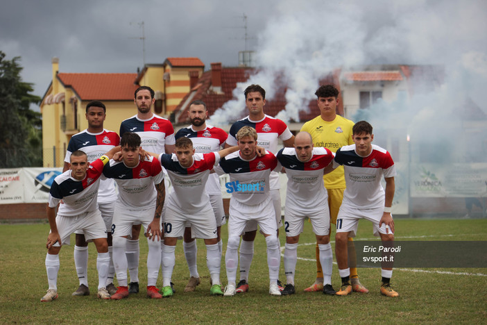 Calcio. La S.F. Loano ritrova le reti degli attaccanti e batte il Molassana, tre punti vitali grazie a Vierci e Leonardo Carastro Calcio. La S.F. Loano ritrova le reti degli attaccanti e batte il Molassana, tre punti vitali grazie a Vierci e Leonardo Carastro
