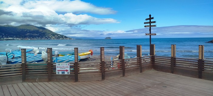 Outdoor. Sabato a Laigueglia arriva il "Mare senza frontiere" Outdoor. Sabato a Laigueglia arriva il "Mare senza frontiere"