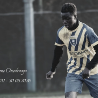 Calcio | Il ritorno in classe senza Rasmane: dolore e silenzio tra i compagni a Savigliano Calcio | Il ritorno in classe senza Rasmane: dolore e silenzio tra i compagni a Savigliano